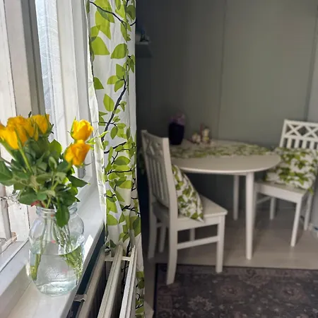 شقة Karhulan Mummola, Oma Yksioe Keskustassa *