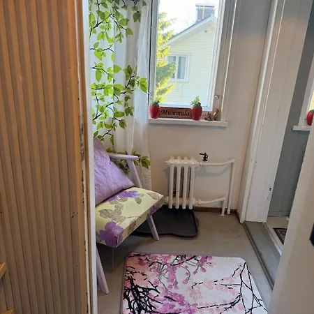 Karhulan Mummola, Oma Yksioe Keskustassa شقة فالكياكوسكي