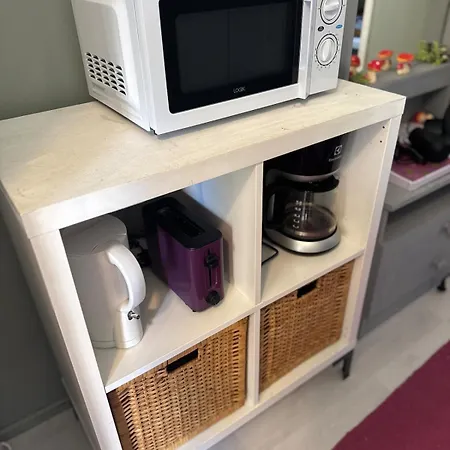Karhulan Mummola, Oma Yksioe Keskustassa شقة *