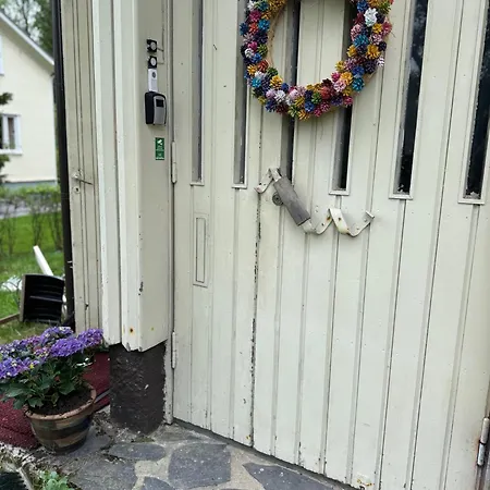 Karhulan Mummola, Oma Yksioe Keskustassa فالكياكوسكي